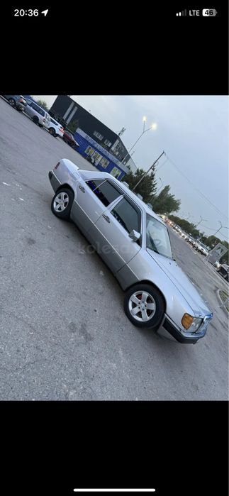 Мерседес бенс 2,6 обьем