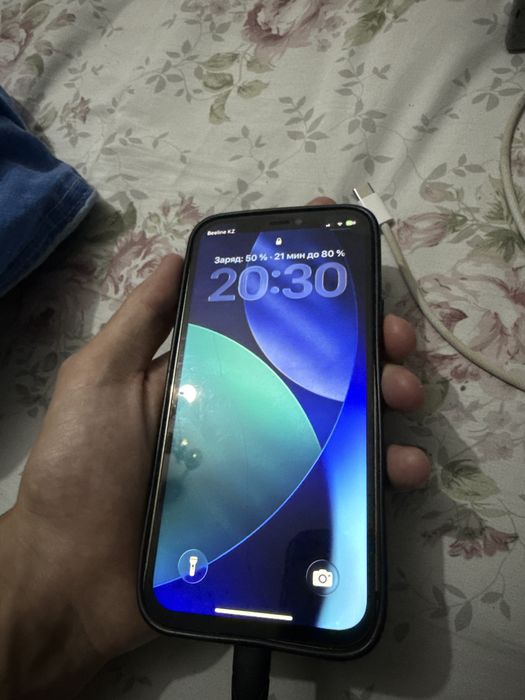 Продам Айфон 12Про 128гб