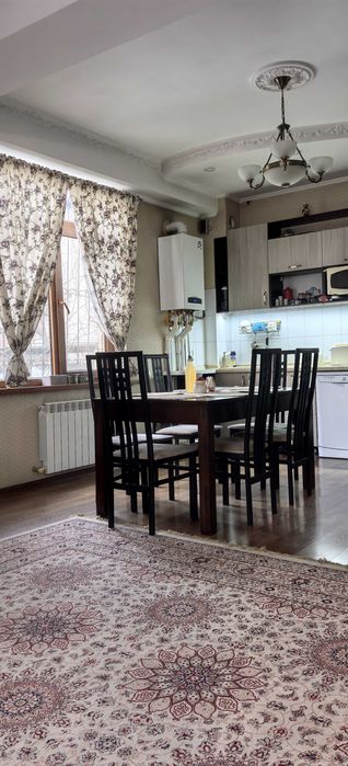 Продаётся 3 комнатная квартира