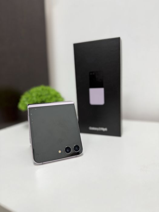 Samsung Galaxy Z Flip 5 512 GB 8GB RAM