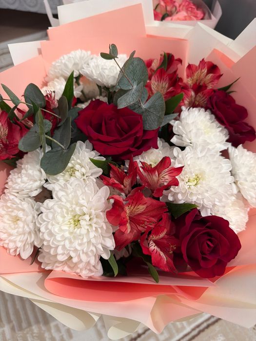 Цветы свежие новые