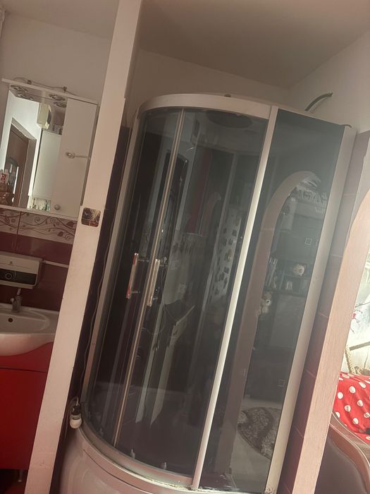 Vând cameră de cămin