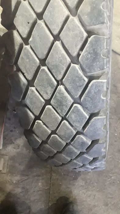 Шины 10р20. 2шт 80000тг