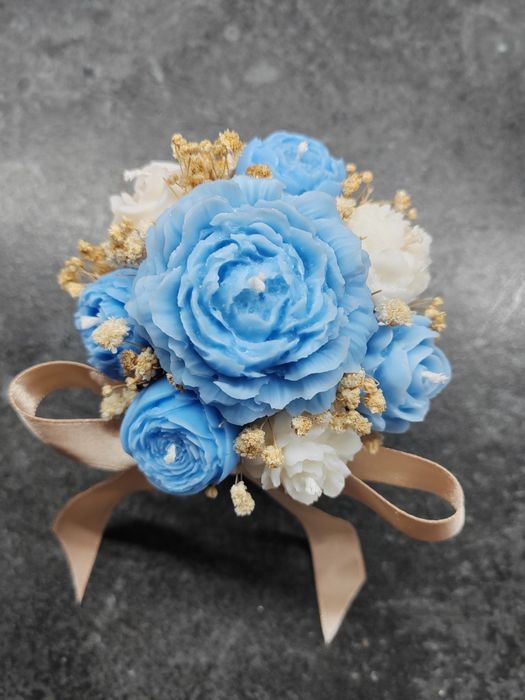 Букети от соеви свещи