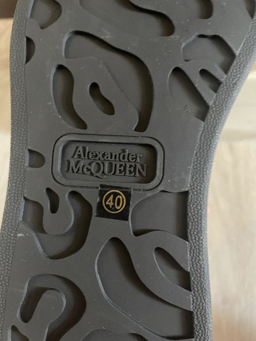 Alexander McQUEEN