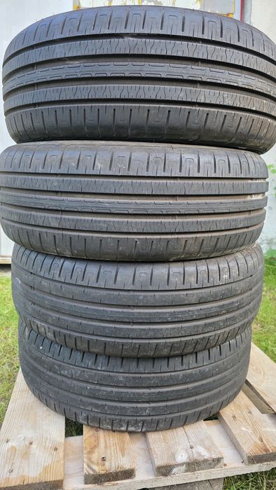 Vand 4 cauciucuri Goodyear 215 55 R18 de vara