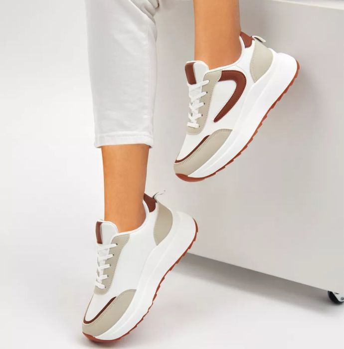 Продам кроссовки