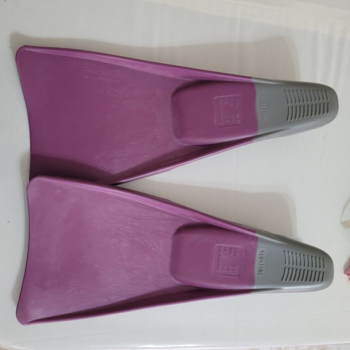 Продам ласты для плавания