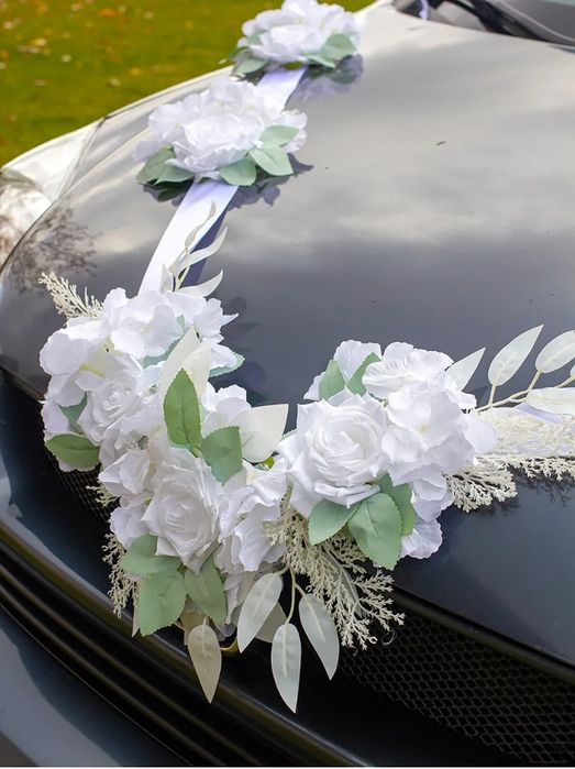 Кольца на свадебную машину