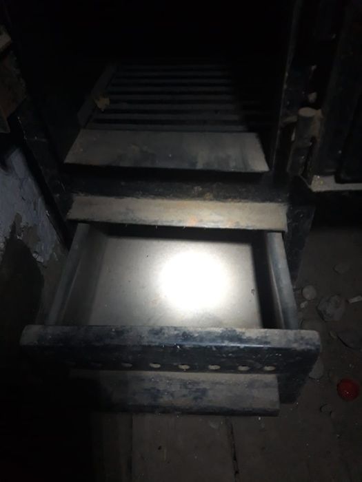 Продам печку новая