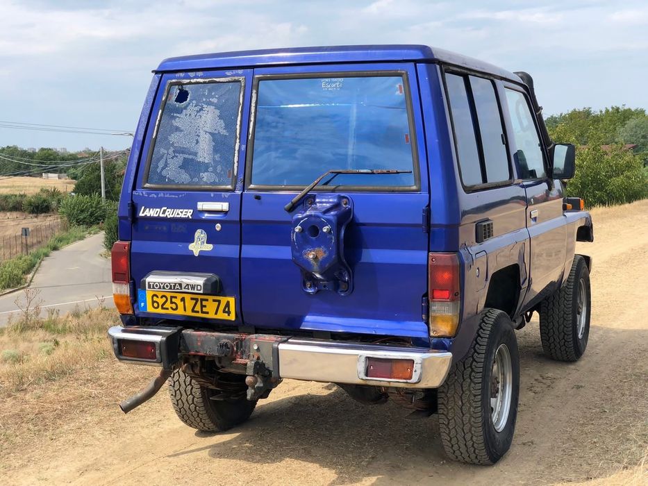 Toyota land cruiser bj 71