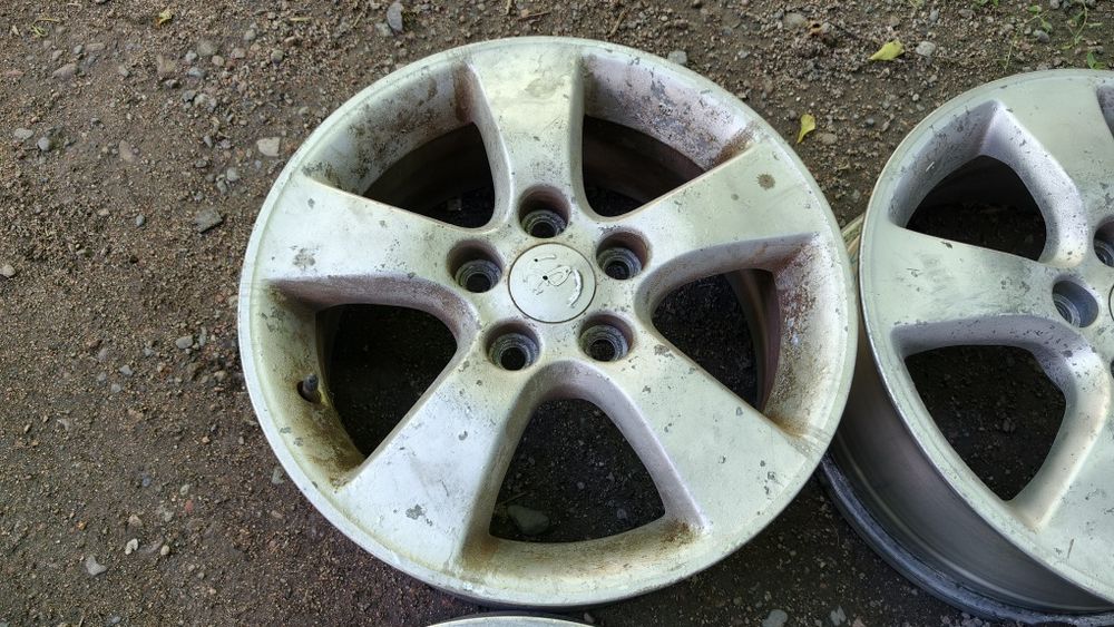 Комплект оригинальных дисков R16. Toyota