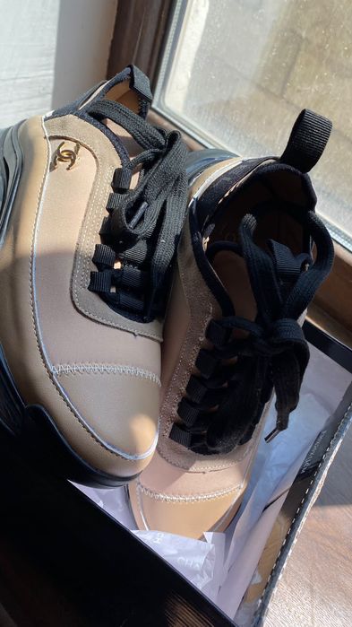 Кроссовкий женские