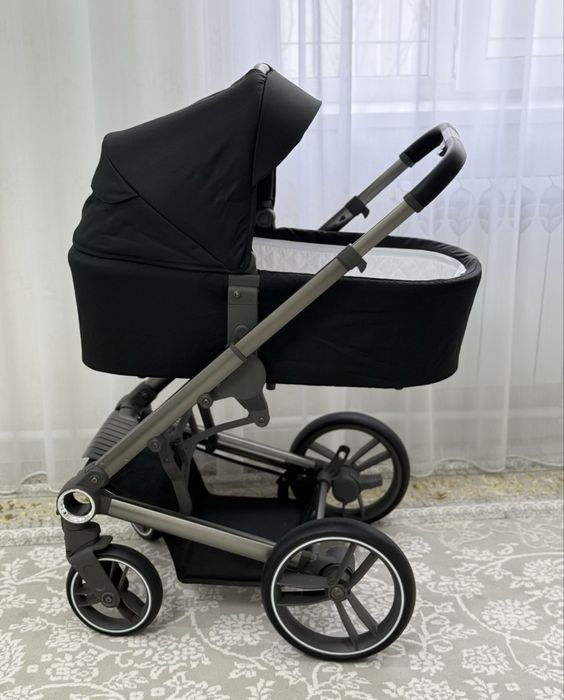 Продам коляску Teknum 2в1