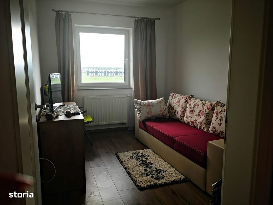 Apartament cu 3 camere, balcon și lift,Avangarden