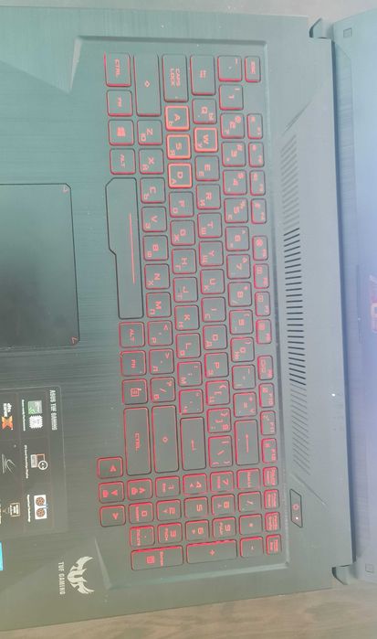 Asus tuf  fx705g / 17.3 / i5 9300h