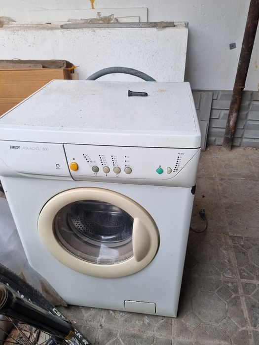 Срочно продам! Стиральную машину