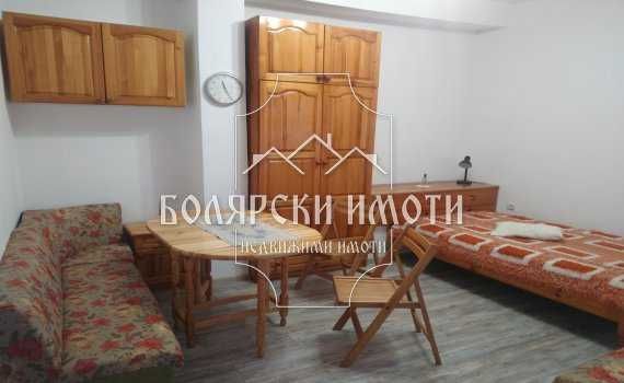 Дава се под наем Едностаен апартамент в Велико Търново, Акация - 30 кв.м за 143 € - Снимка #1