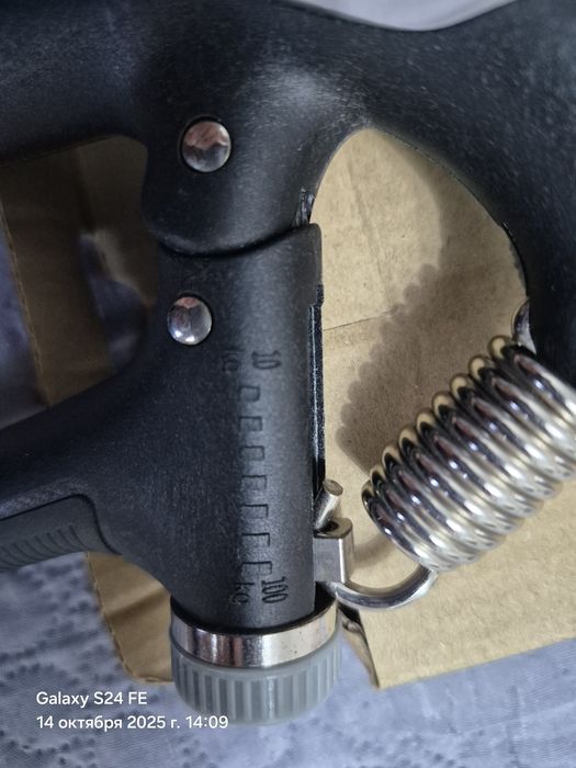 Продам кистевой экспандер