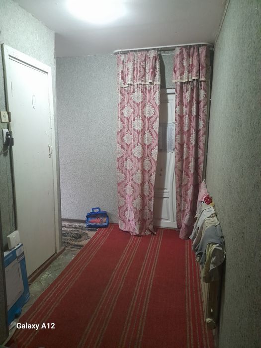 Срочна За канал продаётся квартира одна комната изделий двух комнат