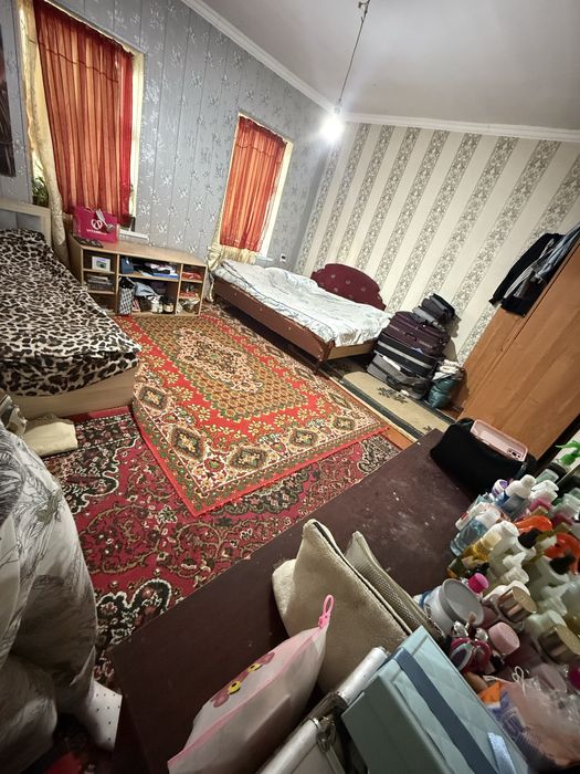 Уютный в центре города сдается на аренду участка с видом на дорогу