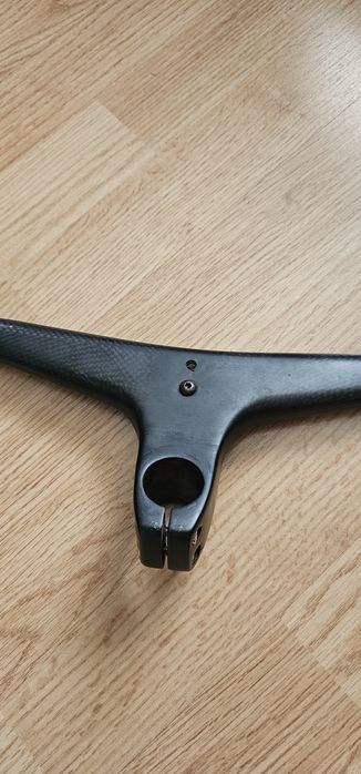 Ghidon bicicleta carbon