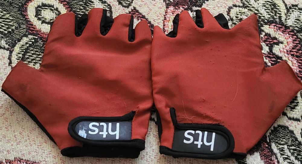 Перчатки для спорта