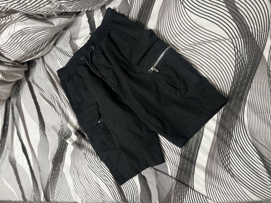 Pantaloni stil vagabond philip guston