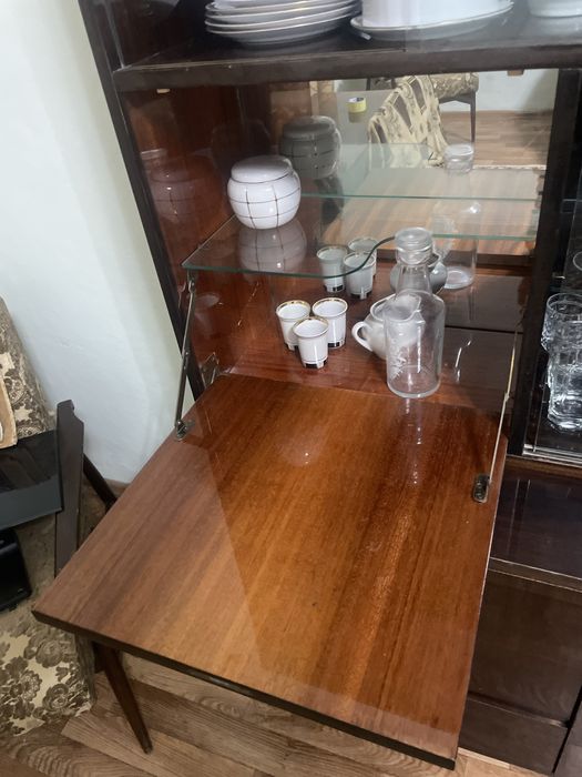 Сервант для гостиной