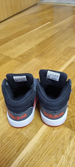 Ghete adidas Hoops 20
