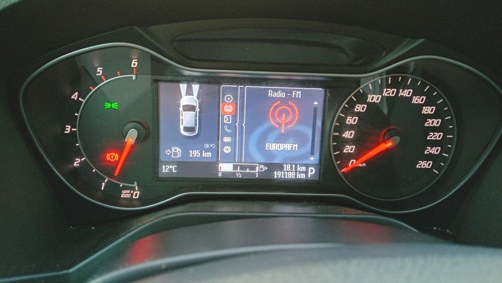 FORD S-MAX 2011 — imagine 2