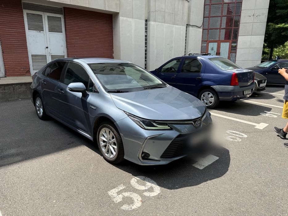TOYOTA Corolla 2019 — imagine 2