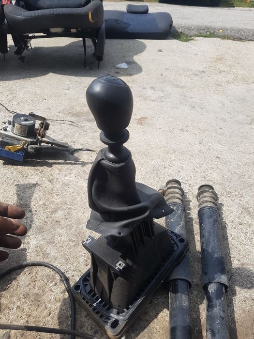 Комфорт модул и скоростен лост за рено туйнго 2009г