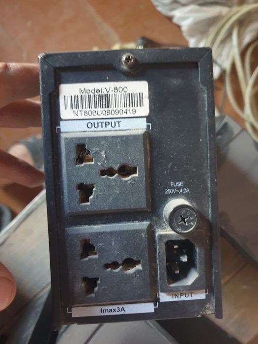 Ups 650 v Источник бесперебойного питания