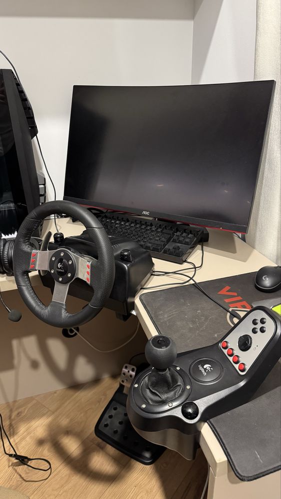 Logitech g27 игровой руль/контроллер - Аксессуары Алматы на Olx
