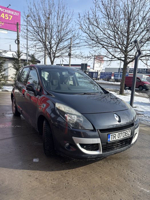 Renault SCENIC .