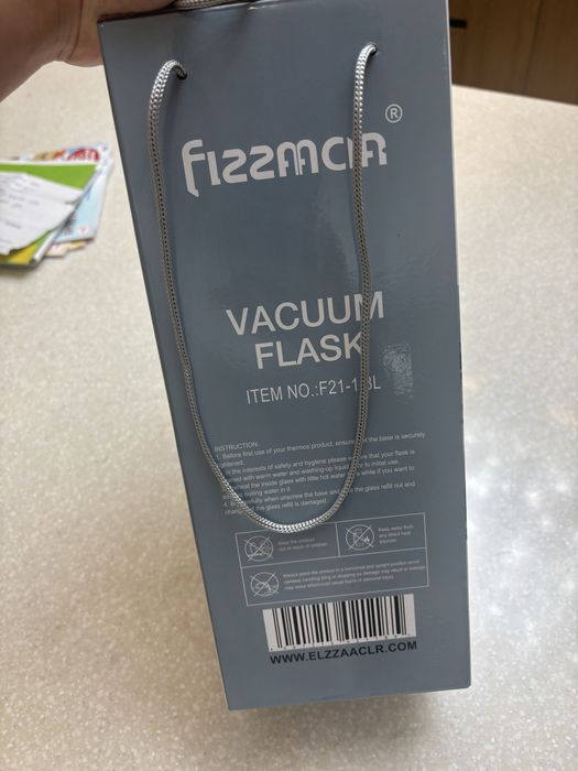 Термос 1.8 литра новый