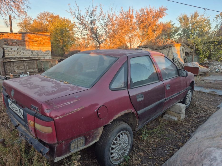 Продам опель вектра не на ходу