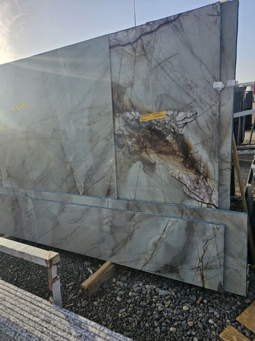 Pervaze scări blaturi din marmura sau granit, pardoseala marmura grani