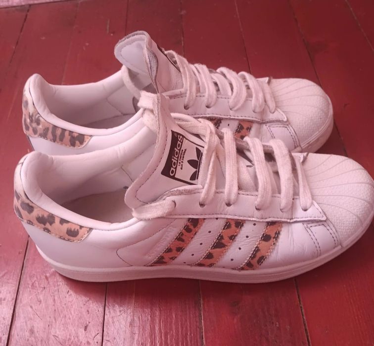 Дамски оригинални маратонки Adidas