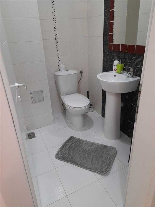 Дава се под наем Двустаен апартамент в Бургас, Възраждане - 58 кв.м за 204 € - Снимка #3