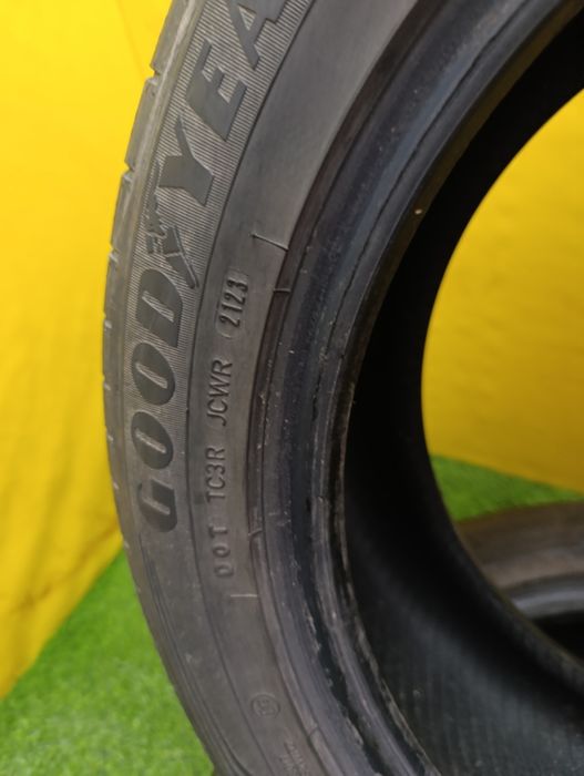 Шины 215.55 R17 Good Year 2шт