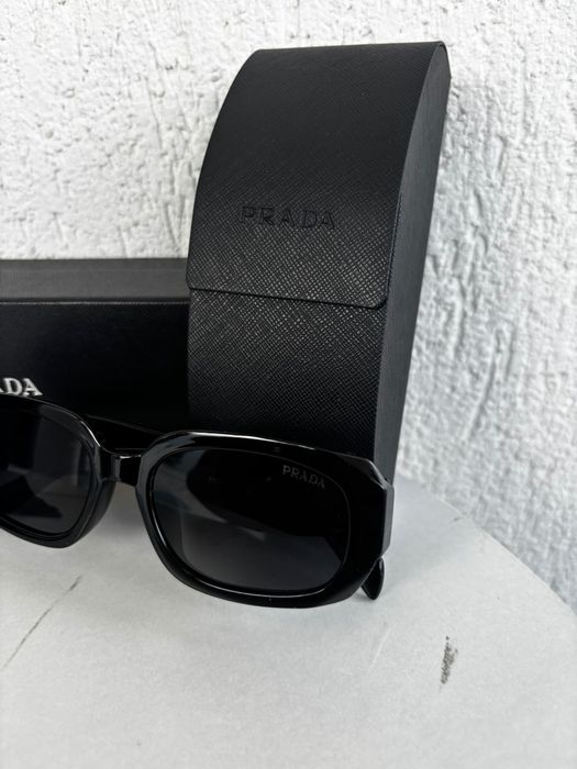 Ochelari Prada-Cadou Perfect-Noi-Urgent