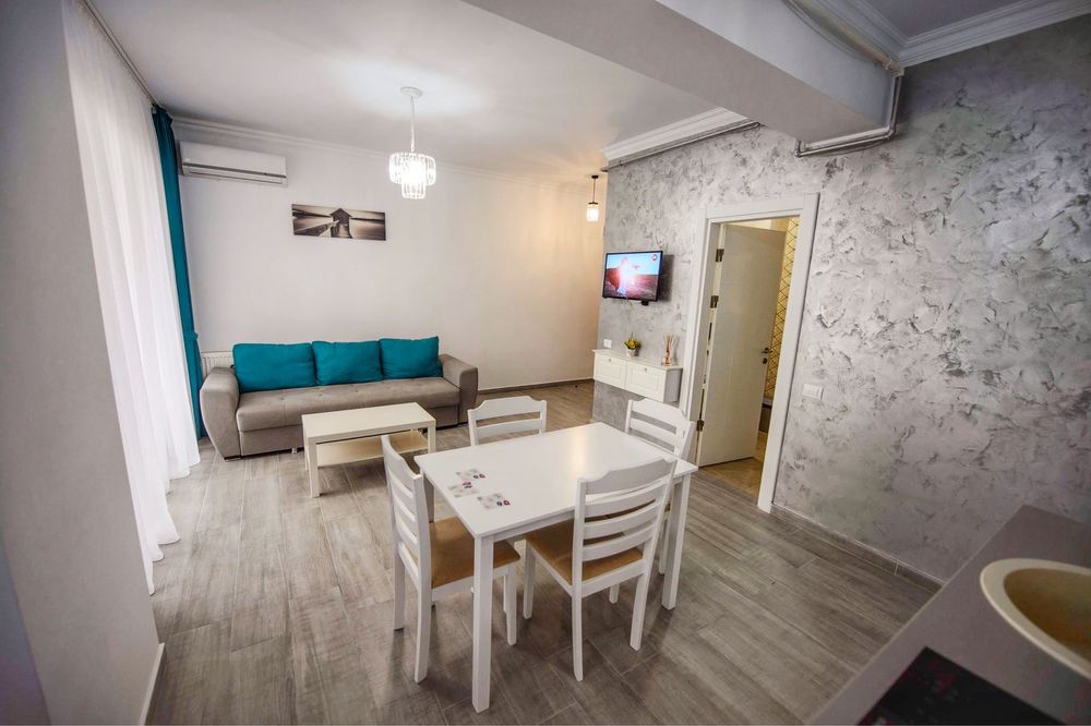 Inchiriez apartament 3 camere, Solid House Mamaia