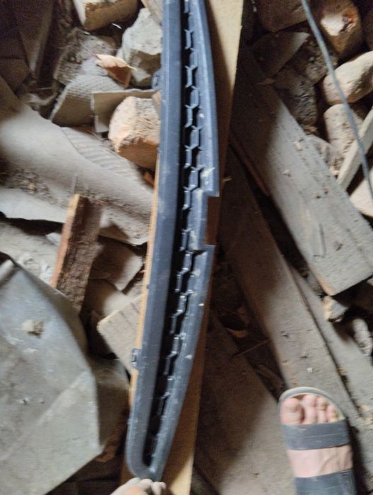 Oblisofka Sapark tepa pas radiatorga