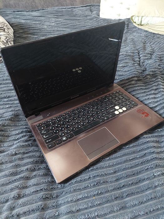 Офисный ноутбук Lenovo