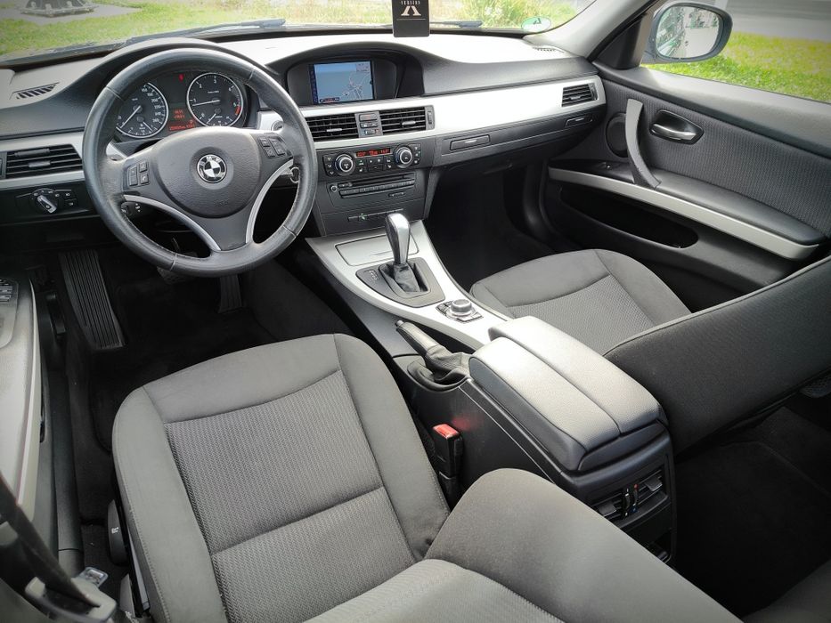 Bmw 320d  184cp An 2012 **Euro5**  // AUTOMAT