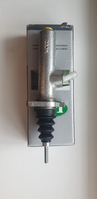 Главный цилиндр сцепления  LPR 7104
