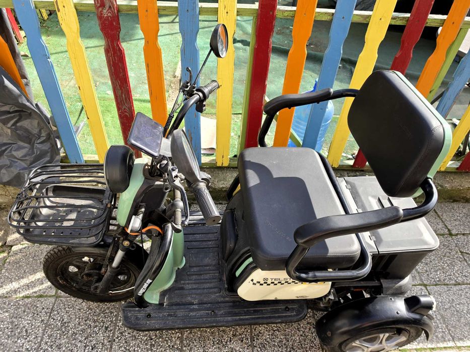 Триместна еликтрическа триколка telsrar