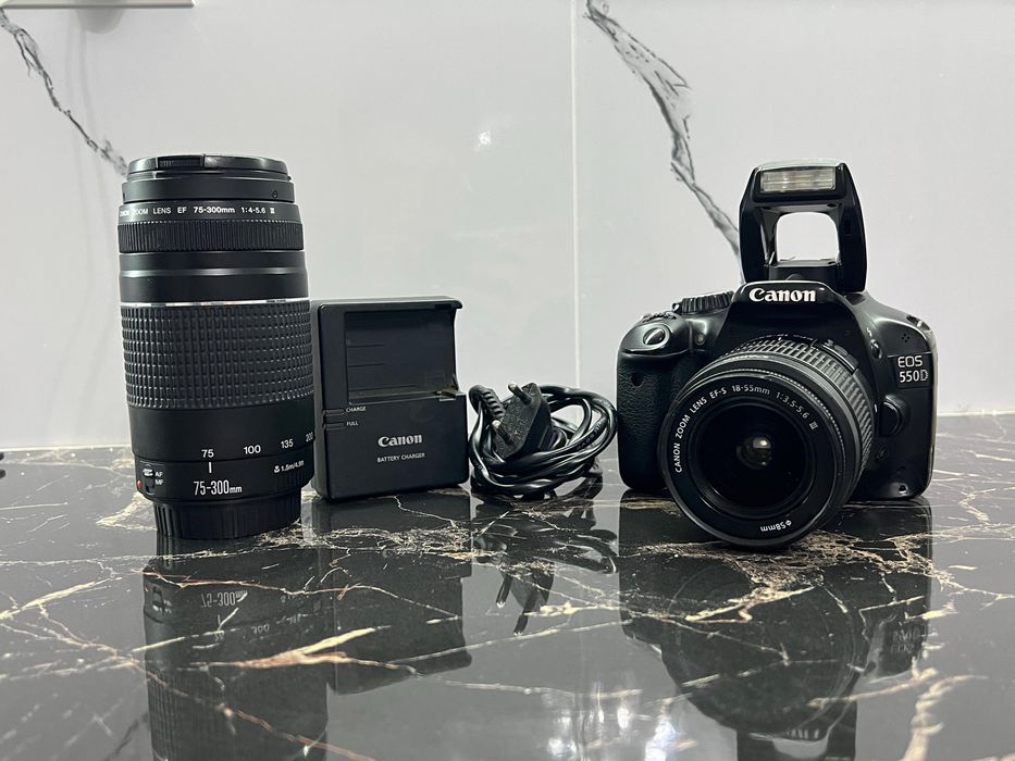 Фотоаппарат canon 550d